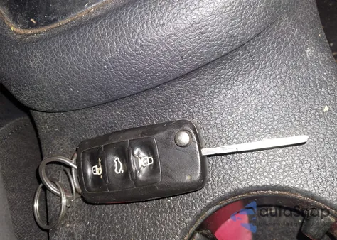 2014 Volkswagen Jetta 1.8T Se из США, поврежденный, VIN 3VWD17AJ1EM239685